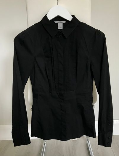 2 H&M shirts