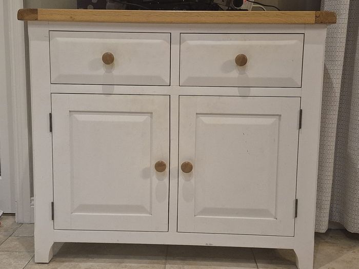 Dresser & Sideboard