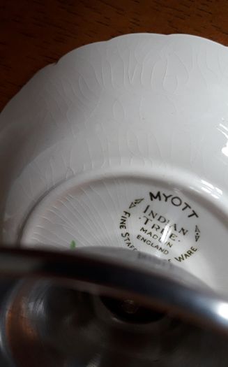 DISH - Vintage - Myott - Indian Tree