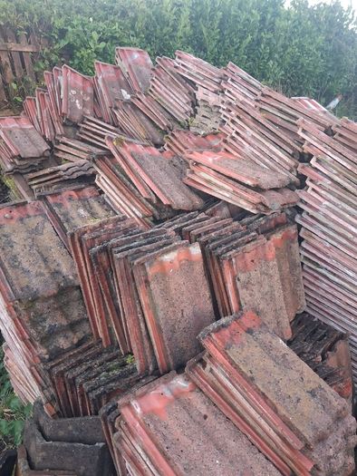 Roof tiles