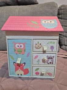 Storage/ jewelry box