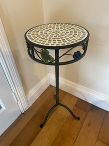 Handcrafted Mosaic side table with set of 4 matching coasters