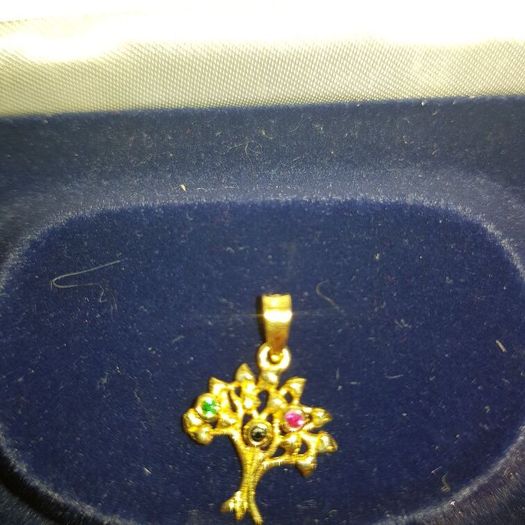 14 ct gold pendant