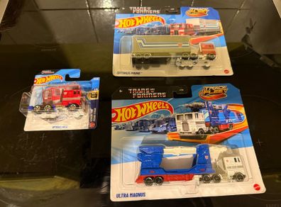 Ultra Magnus & Optimus Prime Hot Wheels Set