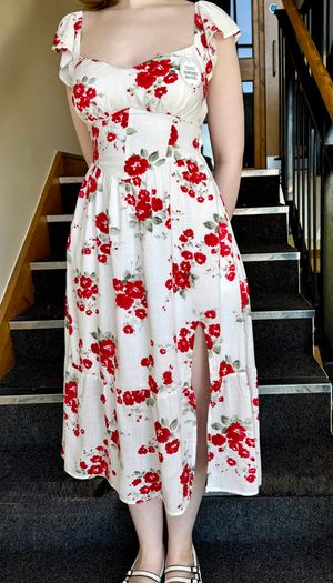 Hollister White & Red Floral Midi Dress With Lace-Up Back And Slit - Size S/8