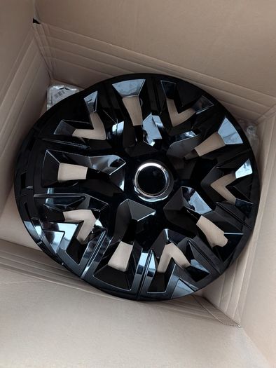 NRM Perfecto 16 Inch Wheel Trims