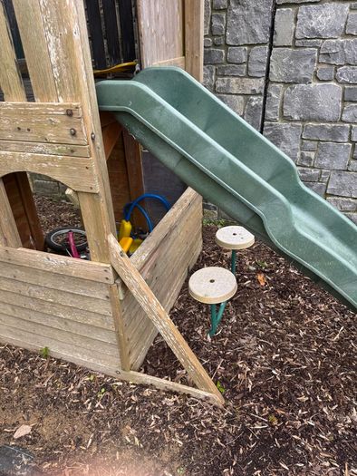 Play/Tree House