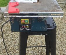 electric tile cutter
