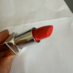 elizabeth arden lipstick