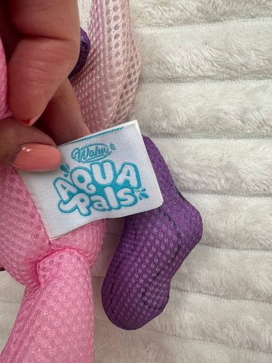 Hasbro Aqua Pals My Little Pony Wahu Used Please see pictures
