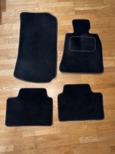 BMW 3 series G20 / G21 floor mats custom