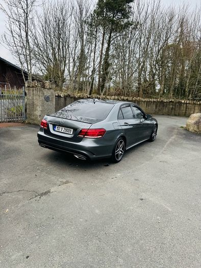 E220d AMG Night Edition