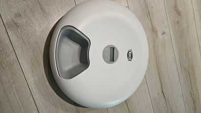 Automatic Pet Feeder (OPEN TO OFFERS)