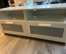 TV Bench