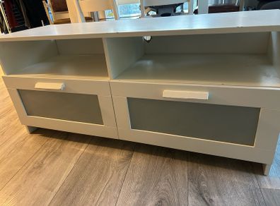 TV Bench