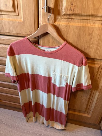 Quiksilver t shirt