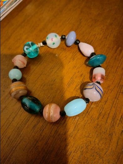 Glass bead Bracelet very dressy