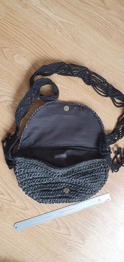 BNWOT - A Lovely Dark Grey Bag - Long Shoulder Strap - Zip Close plus Pop Fastener - E