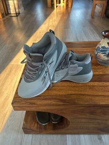 Brand new skecher trainers