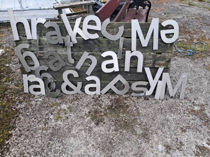 Stainless steel letters