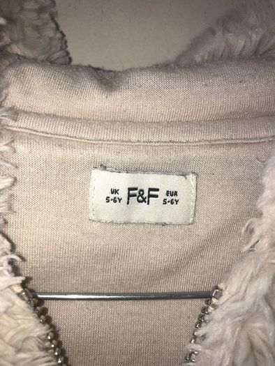 Furry hoody (age 5-6)