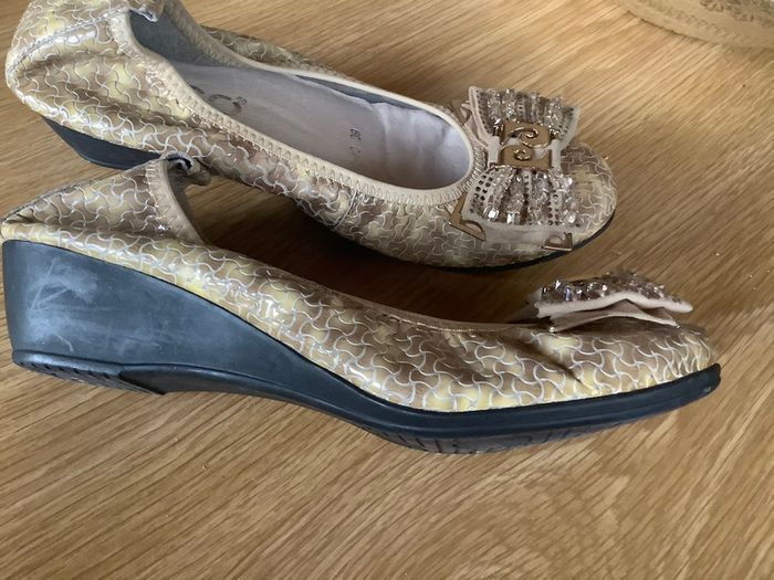 Ecco Low Wedge Ballerina Shoes