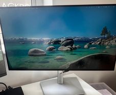 Dell U2722D Monitor for Sale  Excellent Condition