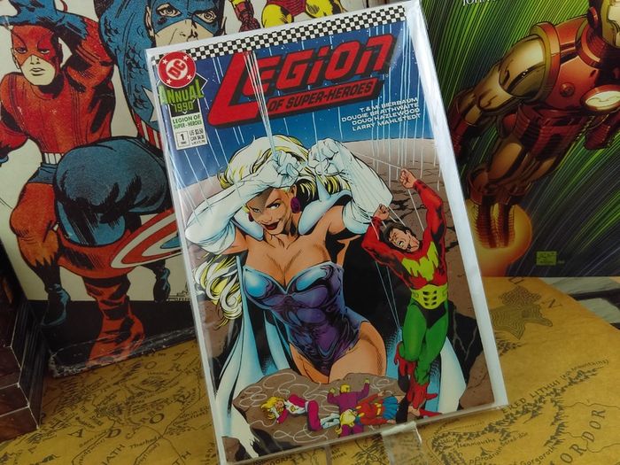 Legion Of Super-Heroes ! Annual #1 ! PHANTOM GIRL DIES ! 1990 ! by DC Comics !