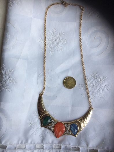 Costume necklace