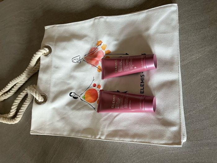 Elemis bundle. New