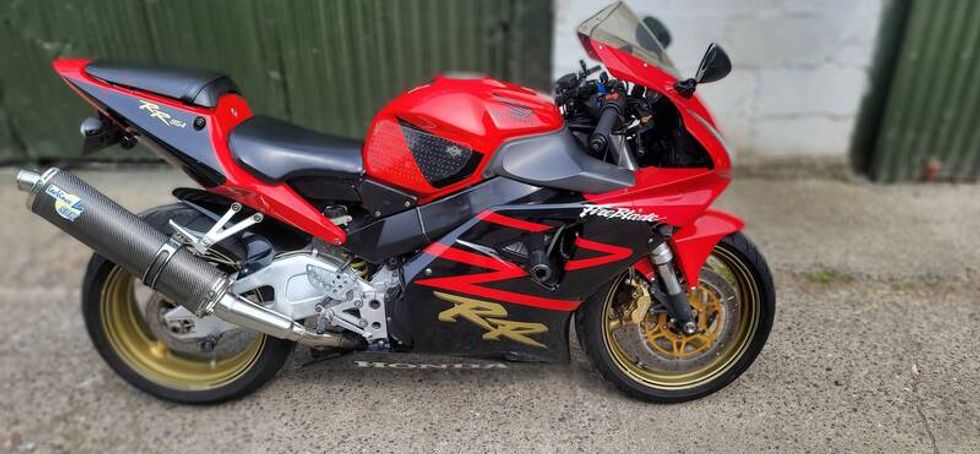 Honda Fireblade 954 2003r