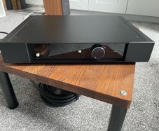 Rega Elex-R