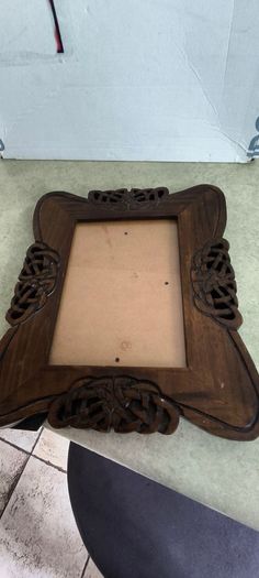 Islandcraft Celtic Wood Carved 5x7 inches Photo Frame Irish Knotwork Royal Tara