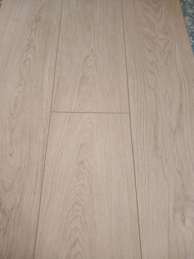 Supply and install  laminate flooring
