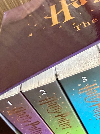 Harry Potter - The Complete Series Box Set. Paperbacks. Bloomsbury.