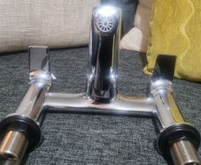 Bathroom or kitchen jasmin by sonas chrome taps with flexes new in boxes
