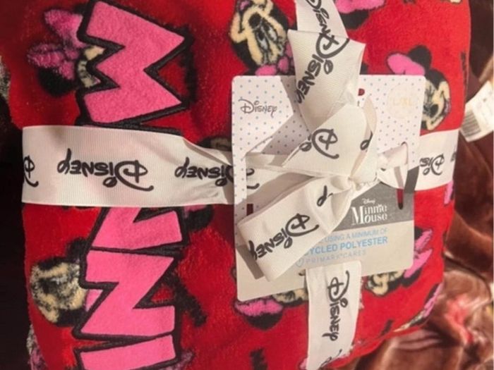 Kids XL hooded blanket with sleeves