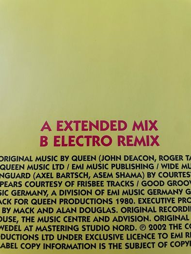 Queen + Vanguard - Flash - 12" Vinyl Single - 2003 Nebula / Frisbee / Virgin / EMI Records