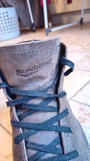 Blundstone #2429 clay boots size 8