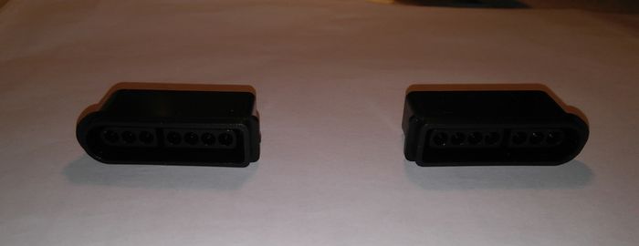 Brand New - 2x SNES Controller Connectors