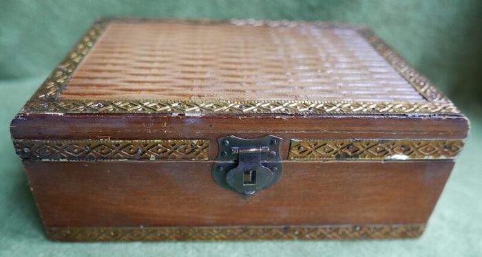 Vintage  Wooden Trinket, Jewellery box, Cigarette box