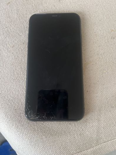 iPhone 11 Vodafone.Best offer.
