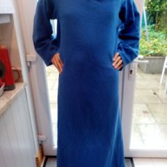 Fleece oversized wearable throw