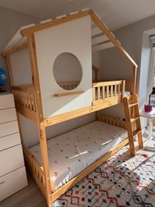 House bunk bed