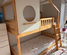 House bunk bed