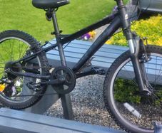 Youngsters carerra bike.used in working order