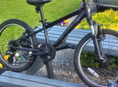 Youngsters carerra bike.used in working order