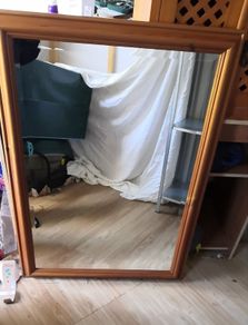Large mirror in perfect conditions, 104x74cm