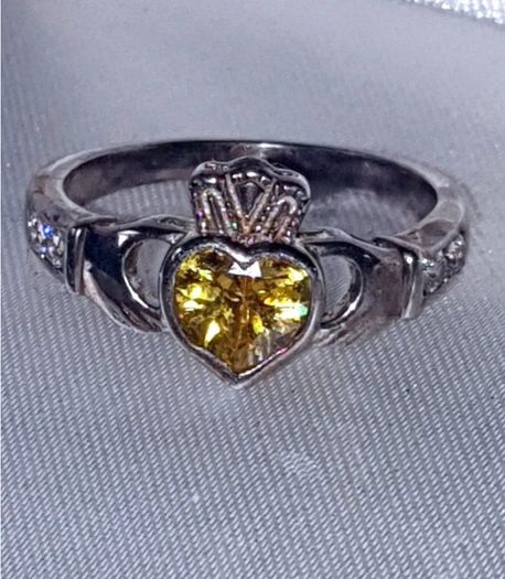 Vintage Sterling Silver Topaz Claddagh Ring