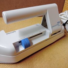 Philips Travel Iron:  250w / 110-120v